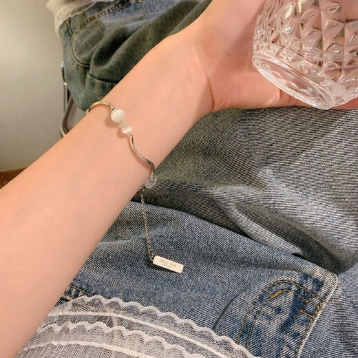 JPhznb High-End-Atmosphäre, Bestes Freundesarmband für Frauen-Nischen-Design, leichte Luxusarmband für 2024 Neue Stil