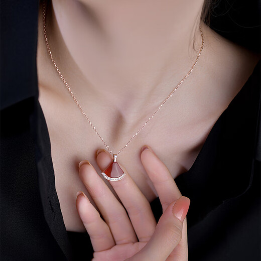 Yijin 925 sterling silver mini skirt necklace women's fashion versatile light luxury white mother-of-pearl pendant necklace niche high-end clavicle chain exquisite gift box mini skirt necklace