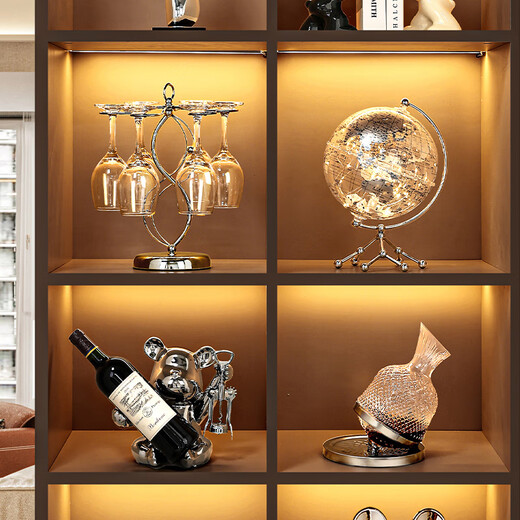 First sight of wine cabinet decorations, art, light luxury, high-end red wine racks, living room sideboards, TV cabinets, housewarming gifts, light luxury transparent globe ornaments, silver style + light strips