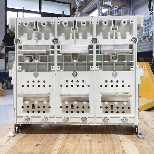 
Frame circuit breaker 3WT/3WL1106/3WL12163WL1212/3WL1340 3P4P2000A 800A