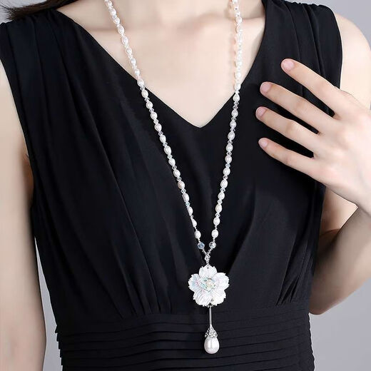Pearl necklace long Korean version fashionable and versatile 2021 new shell flower pendant hanging chain clothes chain accessories white