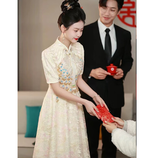 Maxbeths neuer chinesischer Stil 2025 New Cheongsam Toast Anzug Braut kleines Verlobungskleid für Frauenabendkleid kann normal getragen werden, Champagnerfarbe L (Empfohlen 106-115 Jin [Jin ist gleich 0,5 kg])