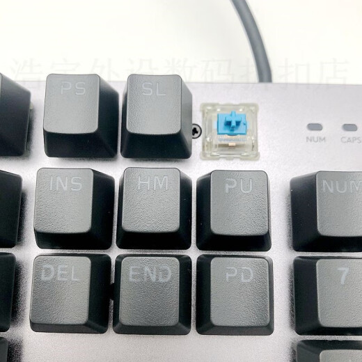罗技 G罗技K845有线机械键盘游戏专用樱桃轴手感青轴红轴茶轴CF拆包K835 k835 黑色破包9新 84键无 青轴