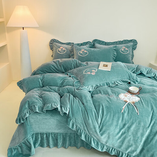 Hongdou 2025 new autumn and winter baby velvet bow patch embroidered bed cover style four-piece set light luxury elegant lace design bow patch embroidery - lake green four-piece set 1.5 bed cover style (quilt cover 200*230cm)