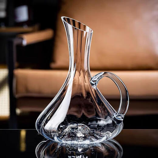DASHINGLASS red wine decanter, high-end crystal glass, creative luxury home, large wine quick dividing flask, wine set, prism decanter with handle (single) 1000ml