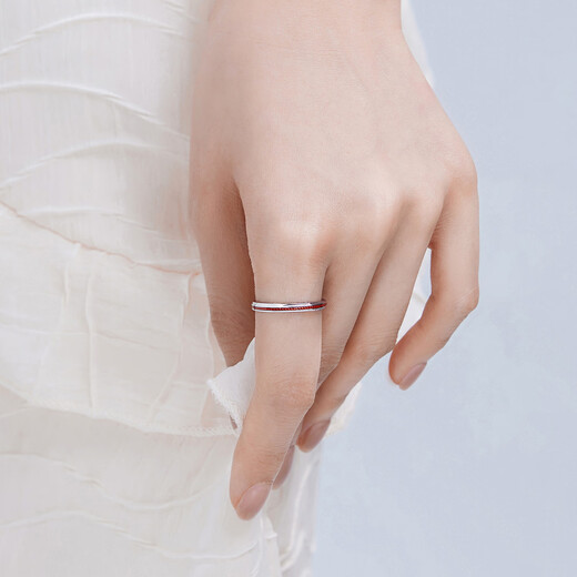 Lukfook Jewelry Platinum 950 Love Platinum Ring Couple Wedding Pair Ring Single Price GJPTBR0007 No. 17-4.17g (including labor cost 680 yuan) Men's model