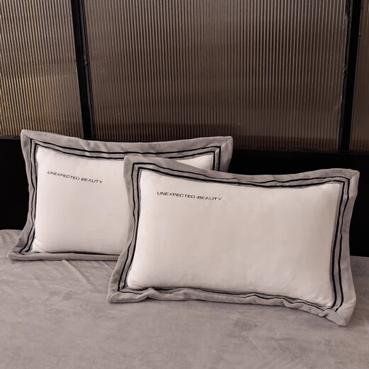 Yalu Class A baby velvet four-piece set milk velvet duvet cover sheet flannel thickened quilt cover sheet winter bedding VIC-Ivory thickened warm anti-static 1.8m bed sheet style four-piece set-duvet cover 200*230cm