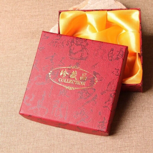 Baby pin, dog tooth, peach core sword, pig bone, peach wood pendant, evil birth scare, anti-stress talisman to protect the baby from going out, five treasure pin, gift box