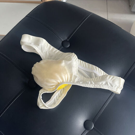 3-pack of blingbling sexy men's thong ice silk T-pants youth low-waist briefs briefs try a single pair of beige M recommended 90-110 Jin Jin equals 0.5 kg