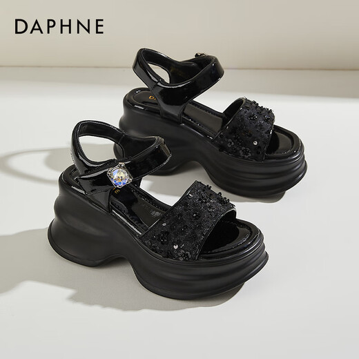 达芙妮（DAPHNE）凉鞋女外穿一字带夏季新款时尚仙女风软底轻便水钻魔术贴女鞋 黑色 跟高9cm 36 (230mm) 标准码