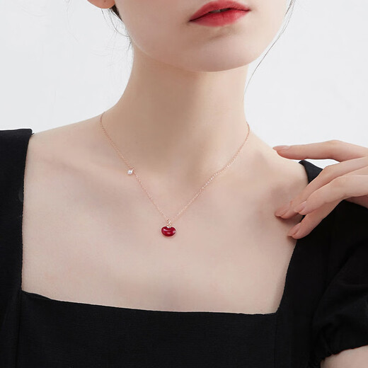 Farcoko Acacia Red Bean Necklace for Women Red Bean Pendant High-end Light Luxurious Clavicle Chain Heartfelt Birthday Gift for Girlfriend Fast Delivery in the Same City Acacia Red Bean Necklace