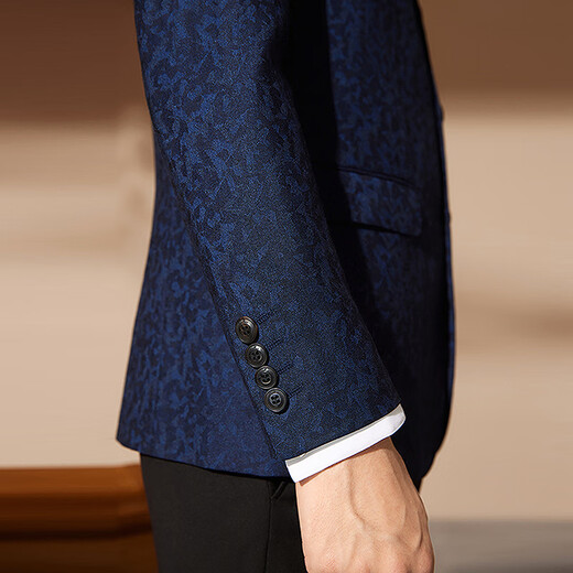柒牌【WOOLMARK
】男装羊毛西服春夏2025新款商务休闲男士西装外套714 深蓝 54 (190) -