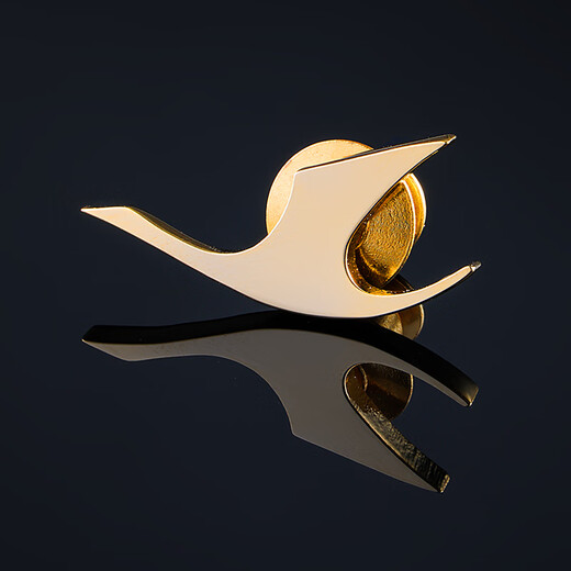 Lieshang brooch men's lapel pin suit coat corsage suit jacket brooch women's accessories Japanese and Korean version trend badge accessories gold four-leaf clover brooch