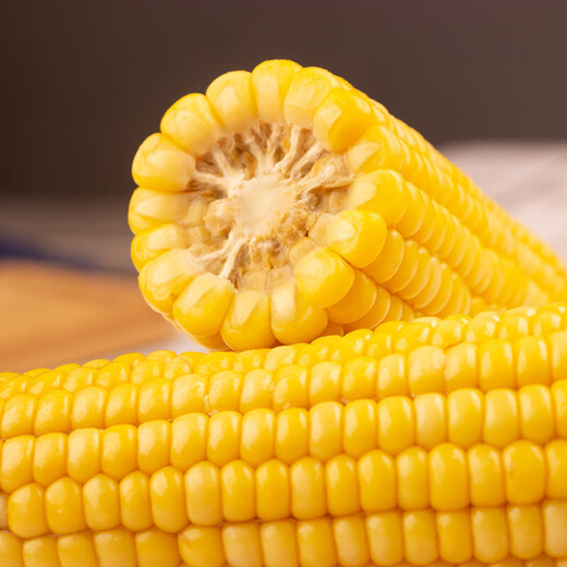 Guoyuanhui sweet, soft and glutinous northeastern yellow corn cobs, net weight, 10 pieces, vacuum packed, single piece 200g or more, fresh yellow