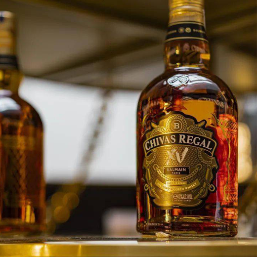 Chivas Regal 12 ans / xv15 ans co-marquée Scottish mixte whisky bouteille d'origine importée vin étranger à l'étranger version 700ml Chivas xv15 ans co-marquée