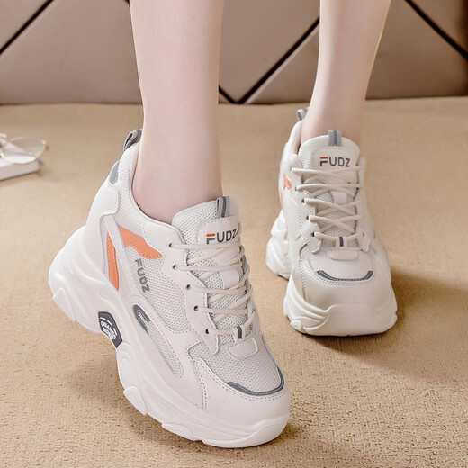 Hongxing Pin Ke Genuine Leather Dad Zapatos para mujeres 2024 Spring New Wedge Super Hot Women's Zapatos SUGROS SUGROS ANTI-ODOR 826 SUFFRÍA DE LEACHE BLANCO 8 cm de alto estilo 36 36