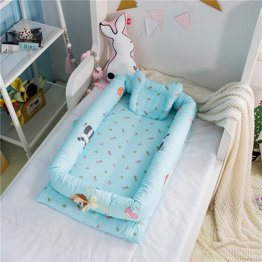 
Hengzan Crib can be detachable and washable portable baby nest crib mid-bed bionic diaper change pad baby pillow travel crib Lion Deer Green (removal and wash belt quilt) 90*50