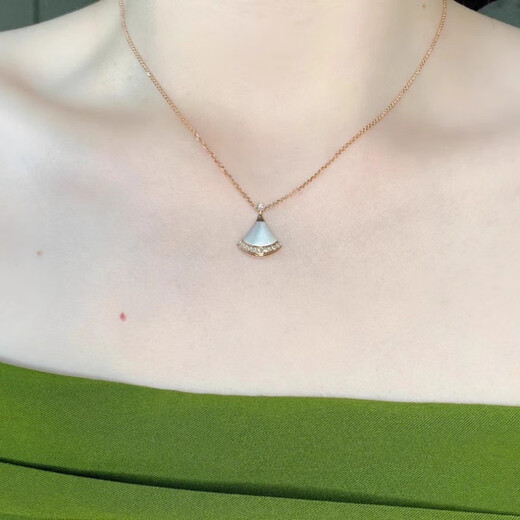 Fat Donglai's same style DL 1998 light luxury small skirt necklace 18k gold Chaumet platinum white mother-of-pearl small fan large rose gold with diamond white mother-of-pearl