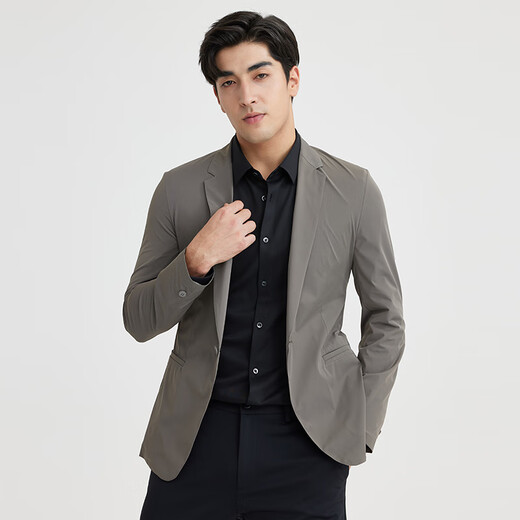 Lilang light and fashionable men's clothing [skin storage clothes] new spring and summer suit for men young commuting light and thin suit jacket Coffee 175A