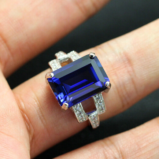 High quality tanzanite sapphire rectangular tanzanite ring for women, white gold (main stone 10X14mm) live