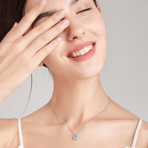 MZMZ beating heart platinum necklace for women PT950 platinum clavicle chain fashion jewelry pendant birthday gift for girlfriend temperament style (blue zirconium)