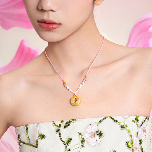 周大福SOINLOVE蜜粉金十里红妆 锦鲤双鱼佩黄金吊坠足金项链 VR1478