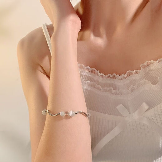JPhznb High-End-Atmosphäre, Bestes Freundesarmband für Frauen-Nischen-Design, leichte Luxusarmband für 2024 Neue Stil