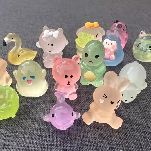 Baguo luminous three-dimensional cartoon blind bag small animal model luminous children's toy ornaments small gift luminous luminous blind bag model 50