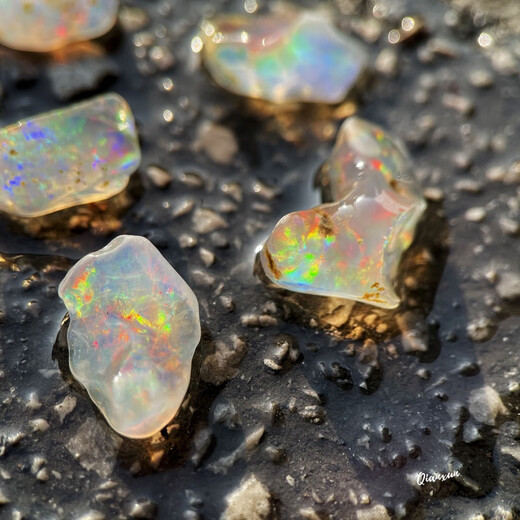 Prodigal Heart Opal Stone Raw Stone 33 Natural African Water Opal Raw Mineral Fire Color Opal Gem Opal Mineral Crystal# #061.2*1.1*0.7cm Weight 0.9g