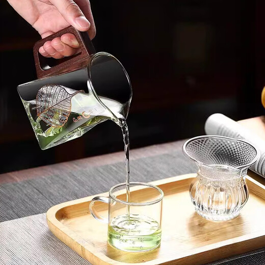 Jinpan glass fair cup tea drain three-piece set Kung Fu tea set accessories tea water separator with filter integrated tea dispenser fair cup + copper coin tea drain