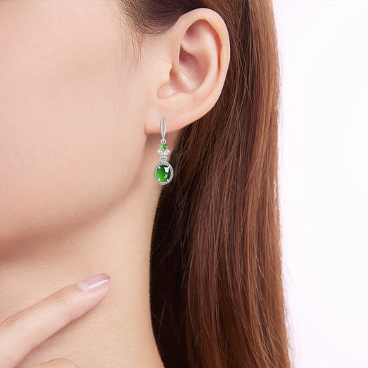 Shanguan natural A-grade jadeite sun green earrings egg-faced earrings ice jade S925 silver inlaid women's high-end fashion earrings Jade Yang green egg-faced earrings D653 S925 silver inlaid (with certificate)