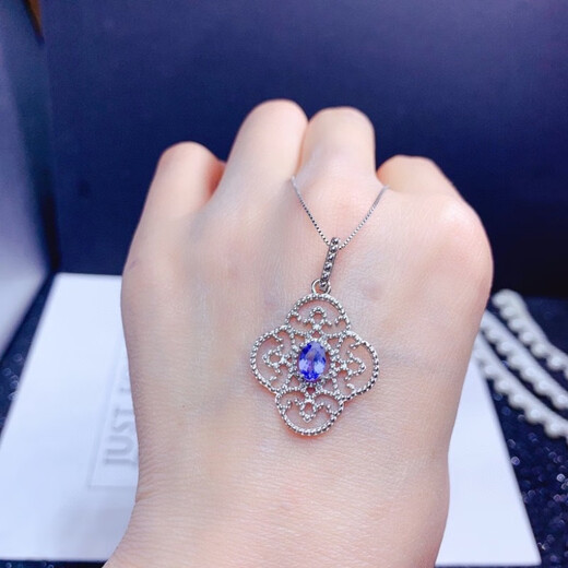 Guran emerald pendant natural tanzanite necklace 925 silver precision inlaid platinum plated main stone 4*6mm simple bud