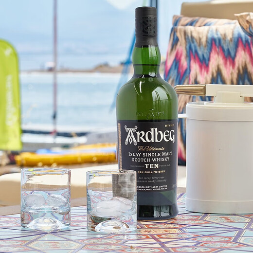 雅柏（Ardbeg）10年 阿贝 苏格兰艾雷岛威士忌 700ml 46度 礼盒装 进口洋酒