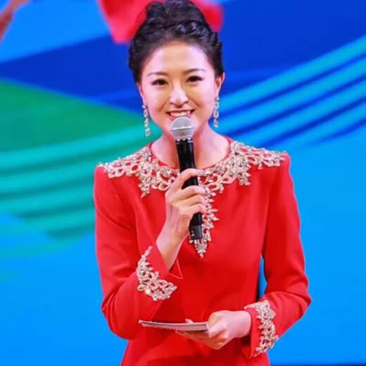 Weixuan high-end annual meeting female host dress host evening dress female 2024 new high-end heavy industry red annual party banquet red XS one size fits all