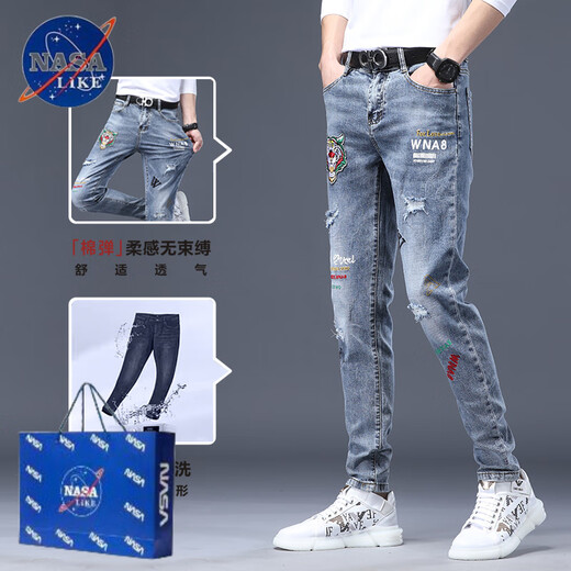 Nasalike 2025 Frühlings- und Herbst-neue zerrissene Druckjeans für Männer schlanker gerades Bein kleiner Fuß, das vielseitige, vielseitige Stretch-Hose Himmelblau 6626 28 (sozialer Typ) 2,1 Fuß