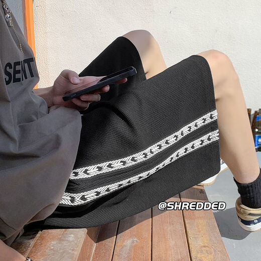 Xuanmengti Webbing shorts pour la marque à tendance d'été masculine grande taille décontractée mid-pantalon lâche sports américains bassins de 5 points à la taille noire à la taille améliorée de la taille tressée 1048 m (Recommandé 90-110jin [Jin est égal à 0,5 kg]))