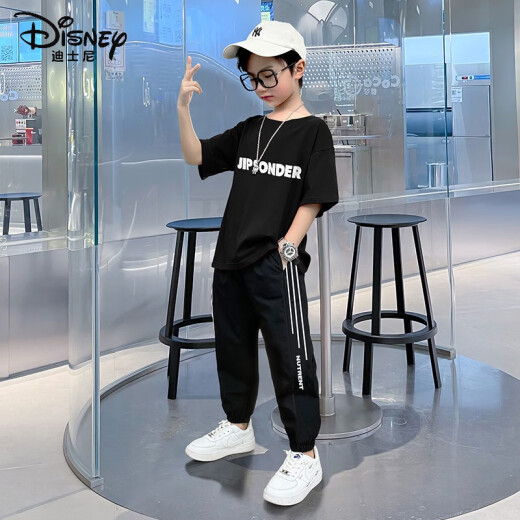 Disney (Disney) Boys Summer Suit 2025 Summer de manga corta para niños de manga corta para niños de moda de tamaño a la moda de la altura corta de la altura corta de la altura de la altura de la altura media de los niños.
