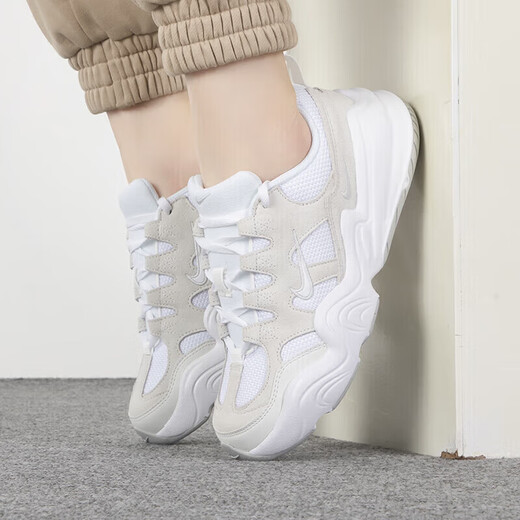Nike (Nike) Freizeitschuhe Frauenschuhe 25 Frühling Neue Sportschuhe Tech Hera Dad Schuhe schockabsorbierende Laufschuhe DR9761 DR9761-100 Phantom Gray 36.5