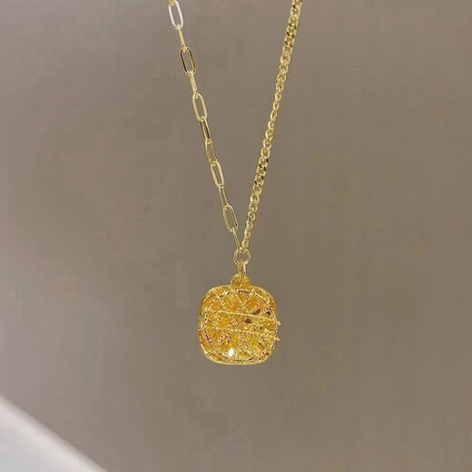 Shantou Lin Village Old Phoenix Gold Brushed Sugar Cube Pendant Imitation Gold Flash Necklace Imitation Gold 45cm Imitation Gold Necklace 45cm
