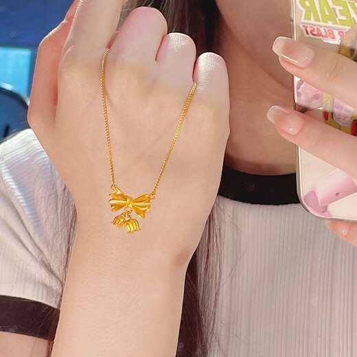 The fugitive princess bow necklace gold pendant bow gift for wife and girlfriend 520 Valentine's Day gift Lily of the Valley bow necklace