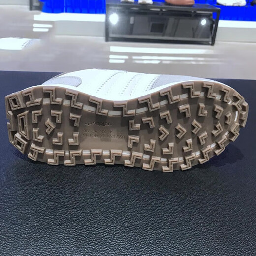 Adidas Casual Shoes Мужская обувь женская обувь Spring Новые кроссовки Clover Retropy E5 Shock Absorption GY9922 Юань Академия Грей 43