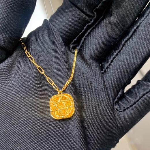 Shantou Lin Village Old Phoenix Gold Brushed Sugar Cube Pendant Imitation Gold Flash Necklace Imitation Gold 45cm Imitation Gold Necklace 45cm