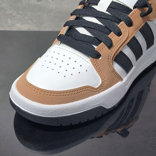 Adidas (adidas) Brettschuhe Herrenschuhe Frauenschuhe 2025 Sommer Neueinstieg Hochwertiges Paar Vielseitiges Low-Top-Sport-Casual-Schuhe JQ3923 Weiß/Schwarz/Earth Brown 43 (265 mm)