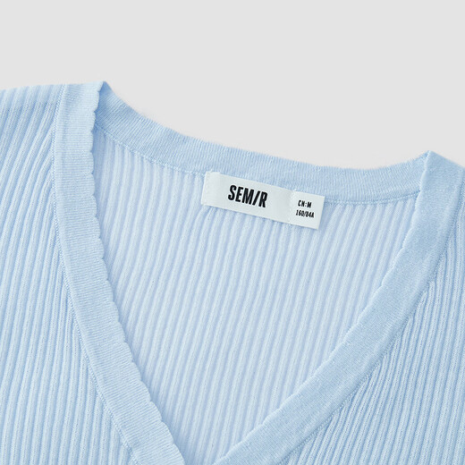
Semir [same style in the mall] knitted cardigan for women short slim solid color 2025 summer lace V-neck 101325106002