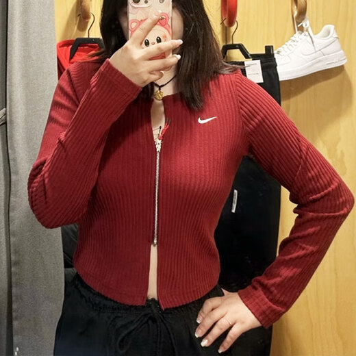 Nike (NIKE) jacket women's spring and autumn V-neck slim fish bone waist-hugging sportswear long T-shirt top HV8459-677 dark red XS