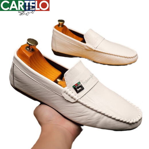 卡帝乐鳄鱼（CARTELO）豆豆鞋男春季新款男鞋子韩版百搭男士休闲皮鞋一脚蹬驾车懒人鞋潮 825白色 39
