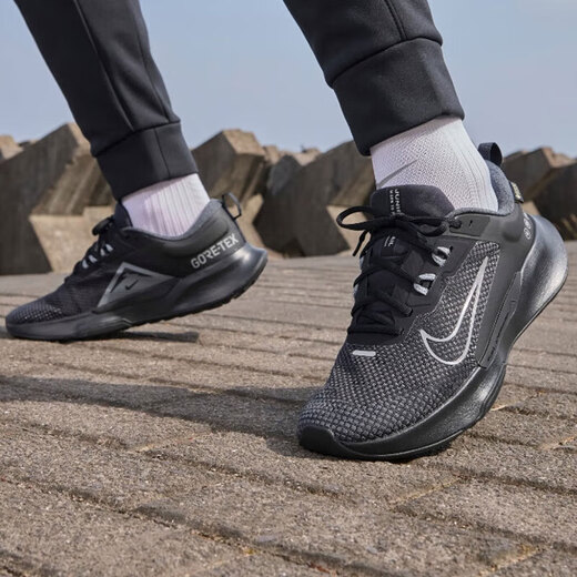 耐克（NIKE）跑步鞋男鞋2025夏季新款低帮缓震运动鞋轻便耐磨透气舒适休闲鞋 HM9734-001黑/冷灰/煤黑 44