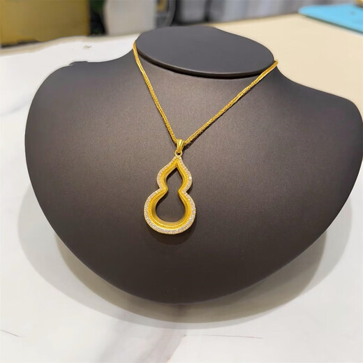 Shien ancient method inheritance 18k gold hollow gourd pendant necklace women's fortune point diamond clavicle chain autumn and winter new accessories hollow gourd pendant + Chopin chain