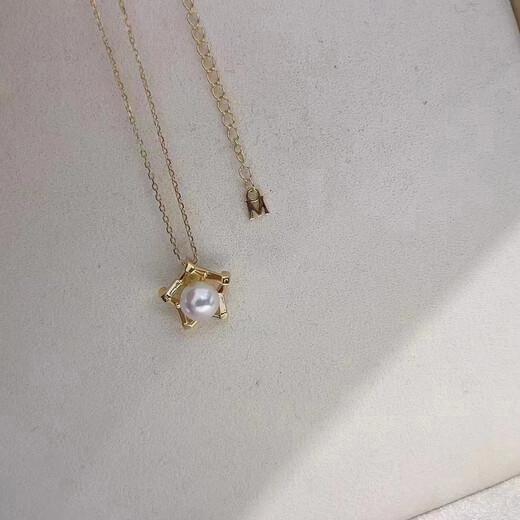 Shu Mo's same five-pointed star necklace, pearl pendant, seawater pearl pendant, perfectly round, extremely bright and flawless, white 8-8.5mm45cm