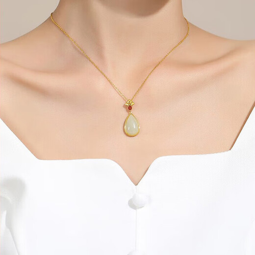 Gunai S925 Silver Hetian Jade Necklace for Women 2025 New Light Luxury Niche Pendant Birthday Gift for Women Heart-friendly High-end S925 Silver Hetian Jade Necklace